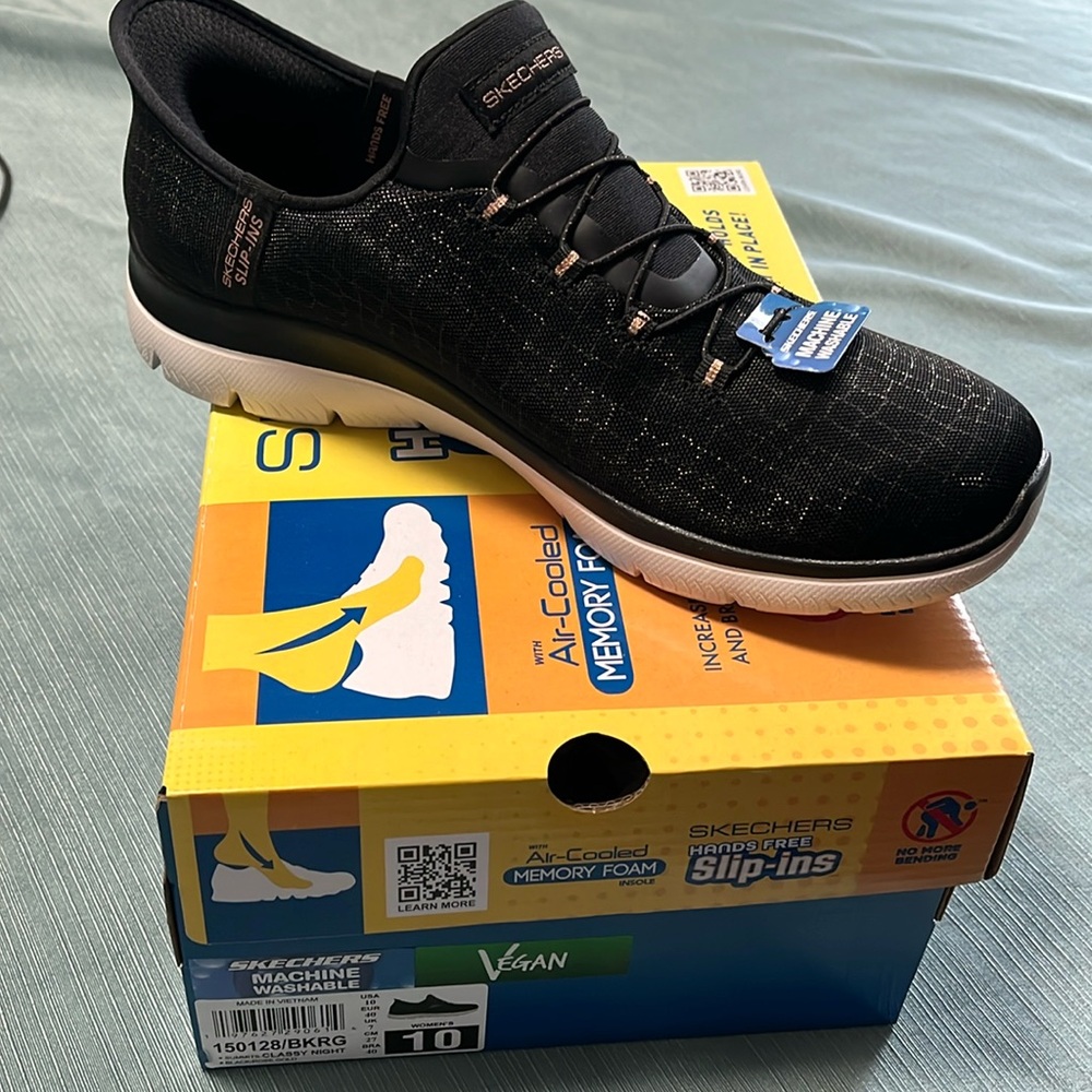 Brand New!!!  Size 10 black sketchers slip ins. Never worn. Fits like a 9.5